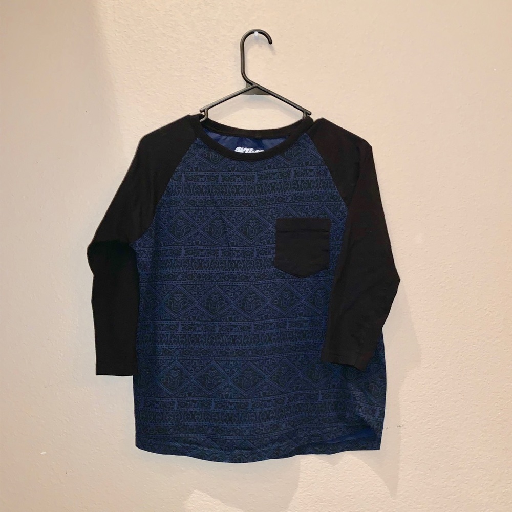 Akuma Boys Blue Long Sleeve tribal Tee•Size S